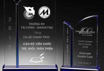Dịch vụ in khắc kỷ niệm chương mica tại Hà Nội