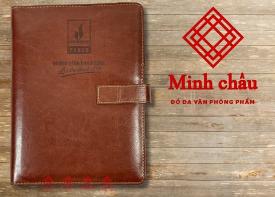 Sổ da bìa gài in logo theo yêu cầu