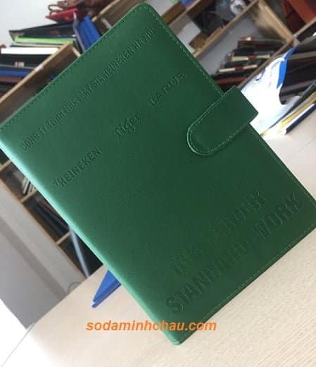 Sổ bìa da còng Heniken G260