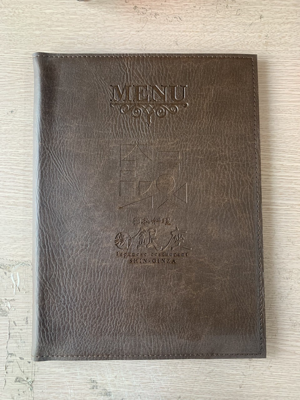 Menu lò xo A4 màu nâu đậm
