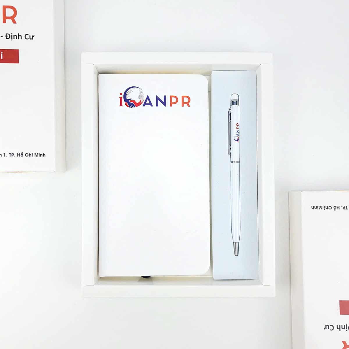 Quà tặng doanh nghiệp QT1