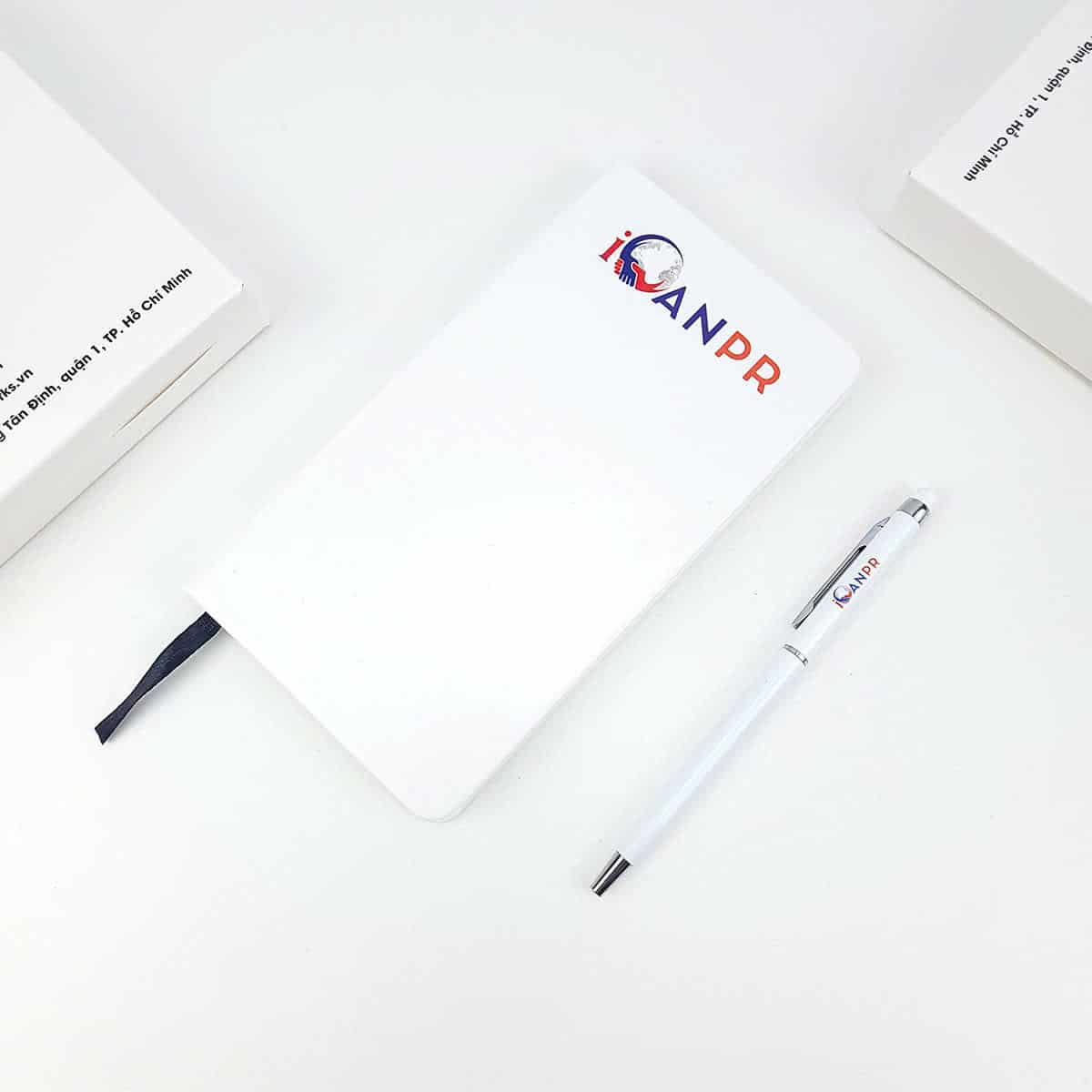 Quà tặng doanh nghiệp QT1
